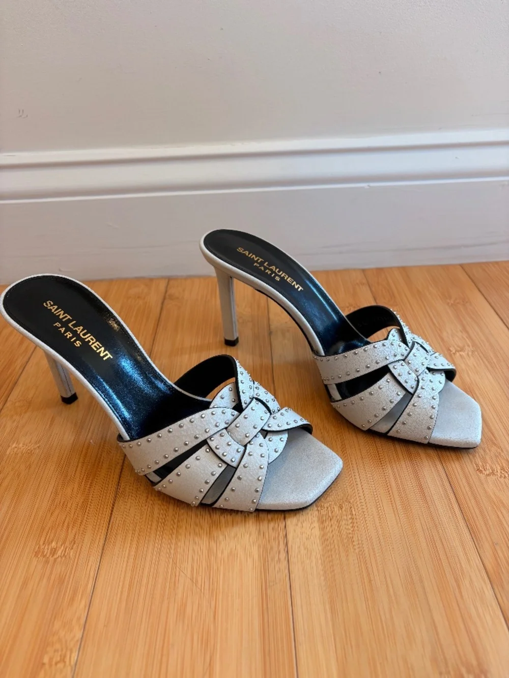 Saint Laurent Tribute 85 White studded size 37 - Picture 2 of 5